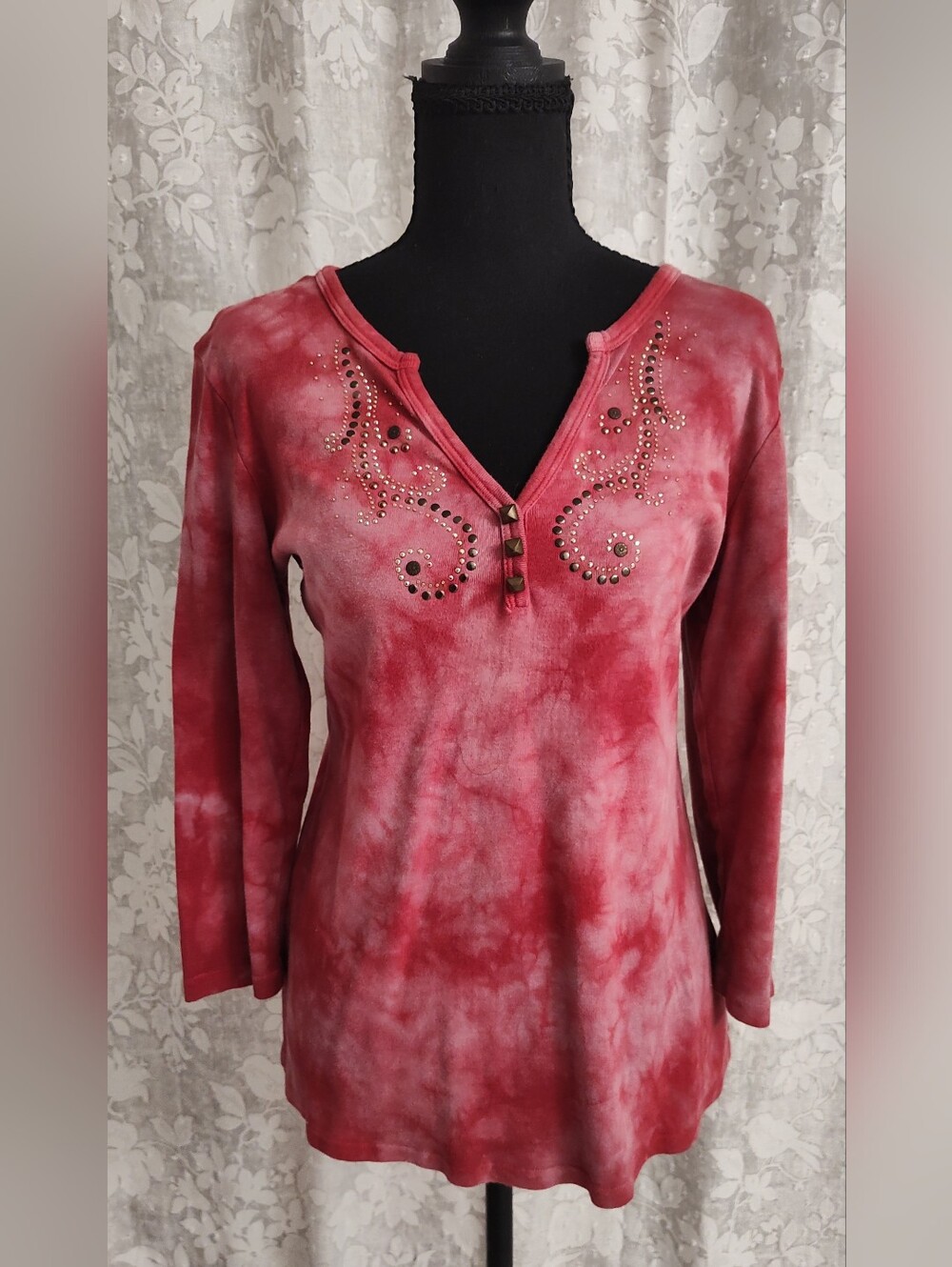 New Directions Women's Shirt Small